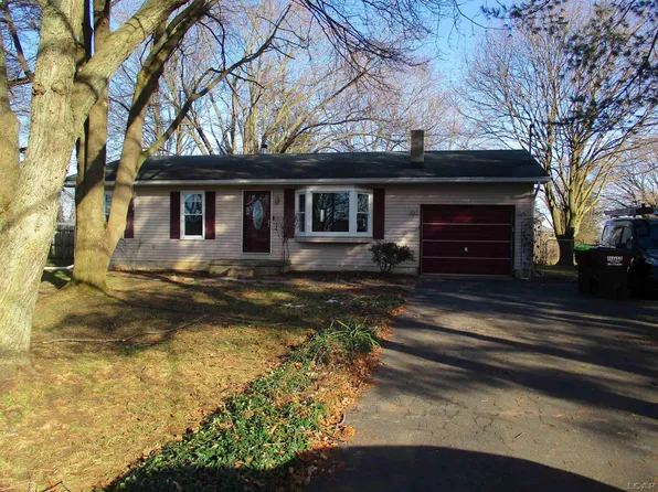5319 Osburn Dr, Tecumseh, MI 49286
