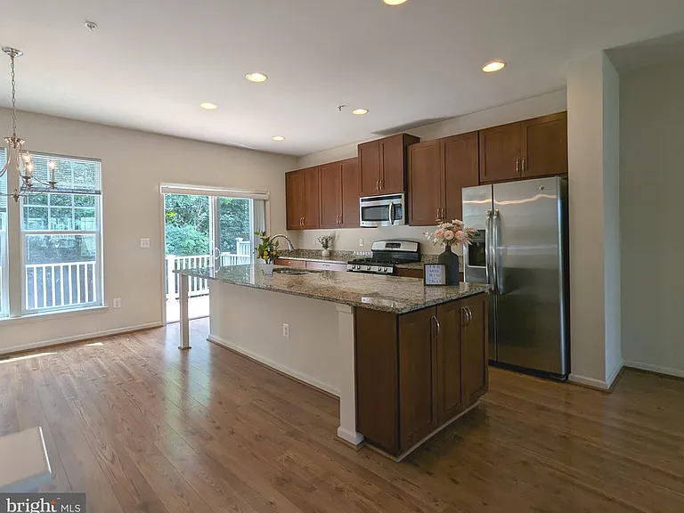 22404 Glenbow Way — Photo 6
