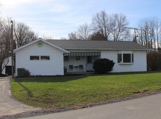 28213 Caledonia Rd, Weedville, PA 15868