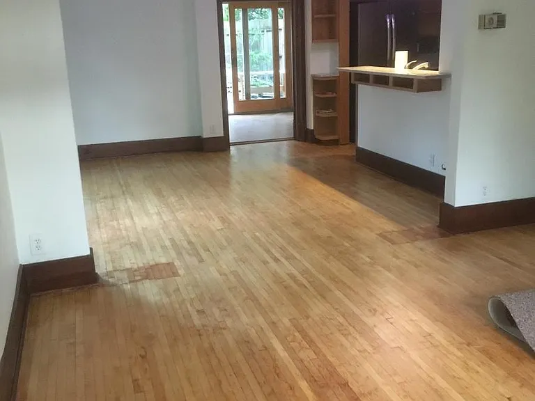 31 Arthur Ave SE — Photo 3