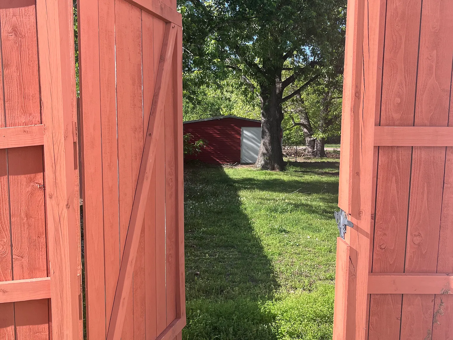 1 bed, 1050 sqft, $900 — Photo 2