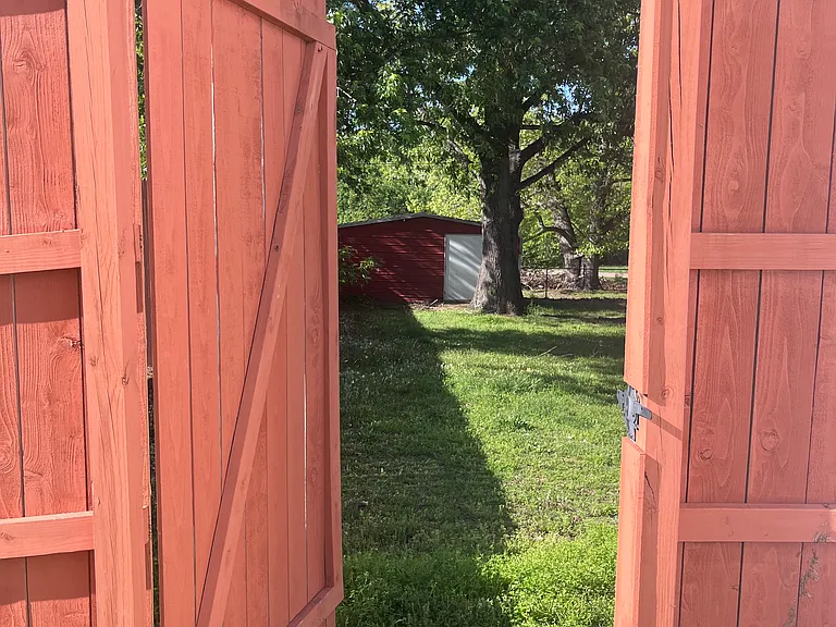 19 French Horn Dr — Photo 2