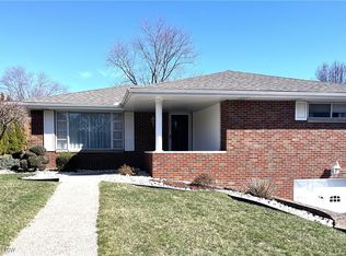 308 Frostview Dr, Wintersville, OH