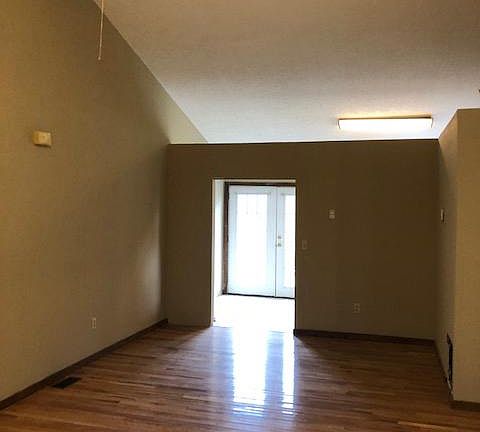 5th image of 691 Hamilton Trl APT 6