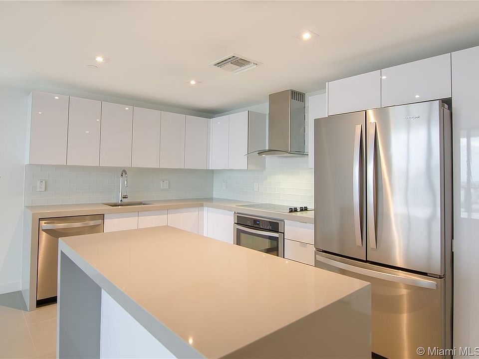 1st image of 1600 NE 1st Ave APT 2619