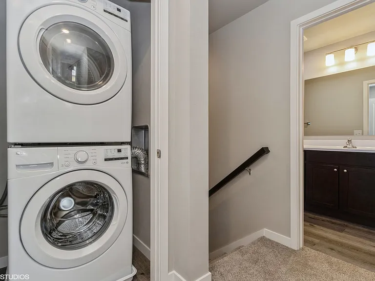 142 Clark Dr SW #4 — Photo 12
