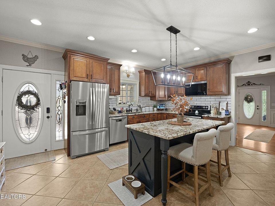 28th image of 1913 E Union Valley Rd