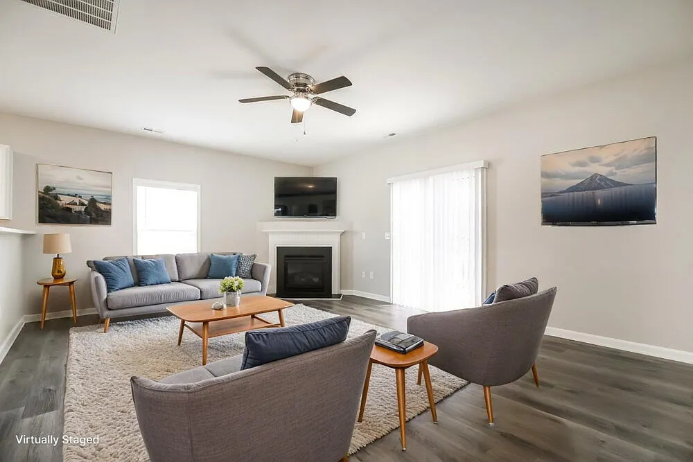 5 bed, 3.5 bath, 2774 sqft, $2,470 — Photo 4