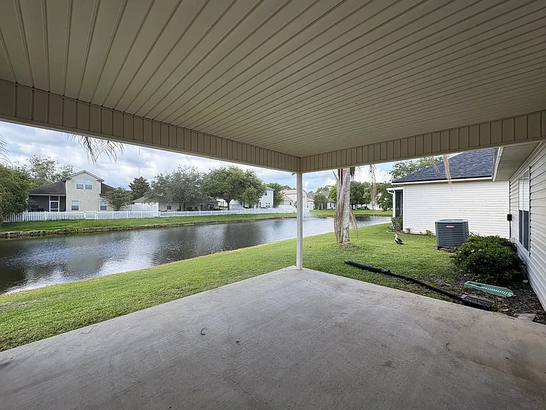 205 N Hidden Tree Dr — Photo 3