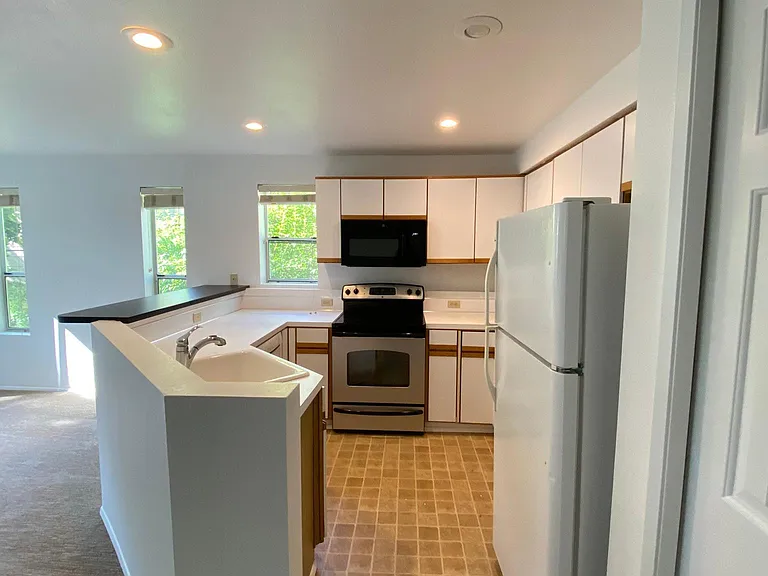 6545 106th Ave NE #3 — Photo 3