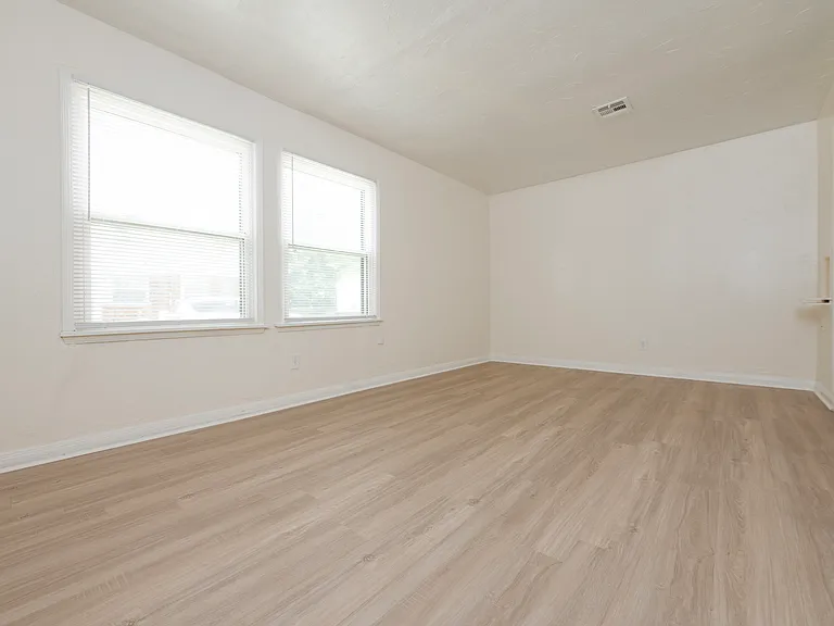 317 Babb Dr #1 — Photo 7