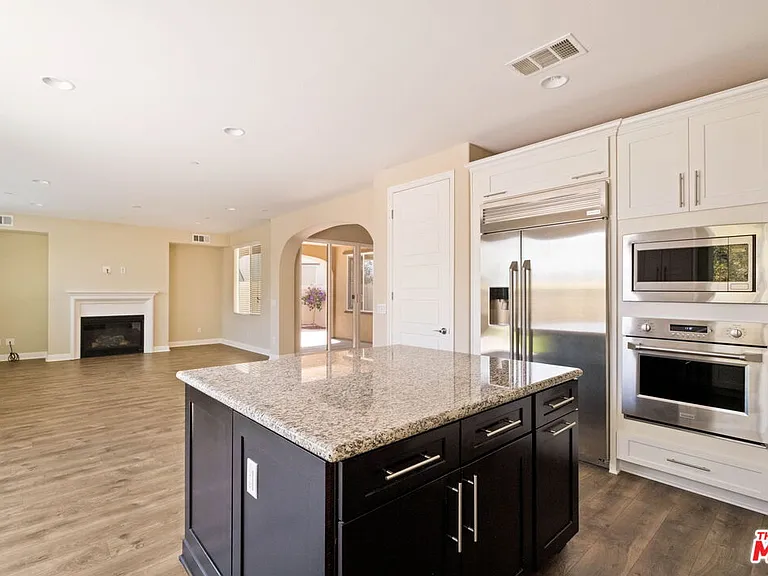 5929 Spelthorne Ln — Photo 14