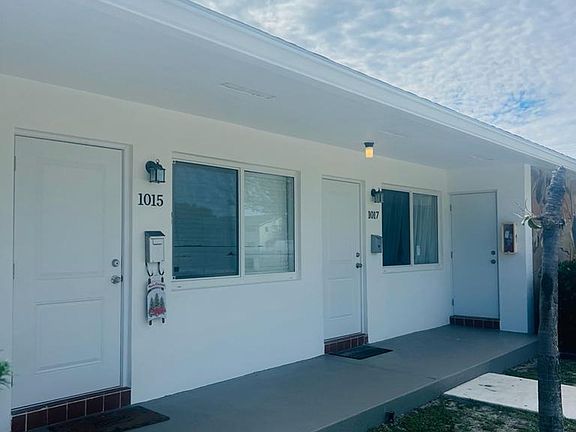 4th image of 1011 9th Ave N #1013