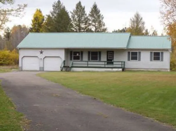 9340 York Settlement Rd, North Rose, NY 14516