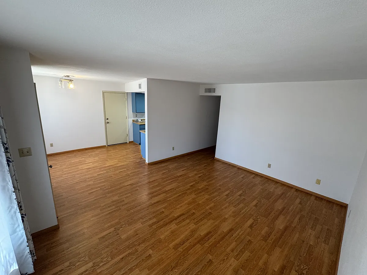 Building Photo - 9610 W Ironwood Dr #2