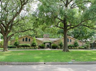 812 Briar Ridge Dr, Houston, TX 77057