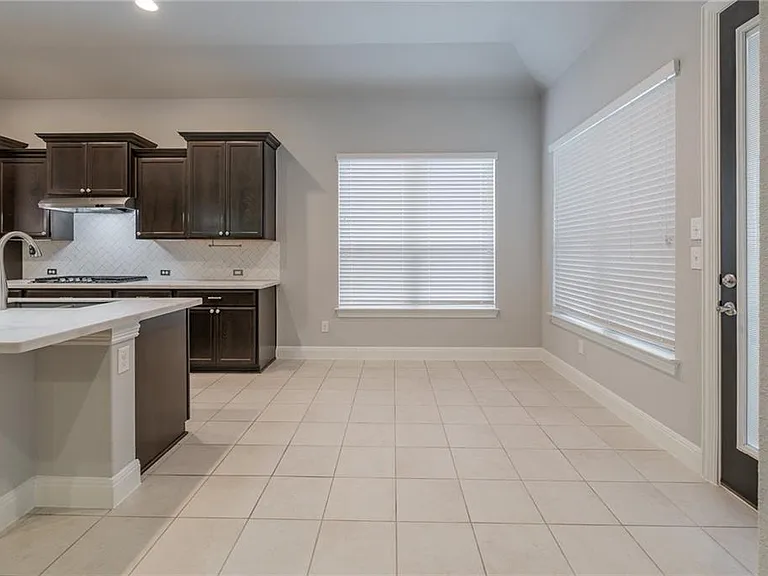 100 Orange Mimosa Ln — Photo 38