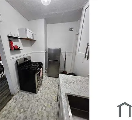 1856 Lampson Rd #1 — Photo 10