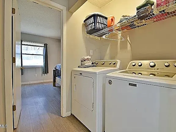 1701 Woodpointe Dr — Photo 12
