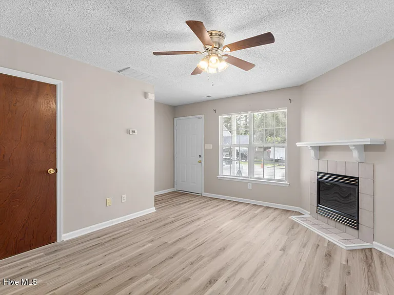 2065 Brandymill Ln — Photo 3