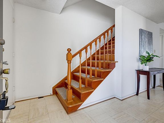 5th image of 12431 Blackmer St