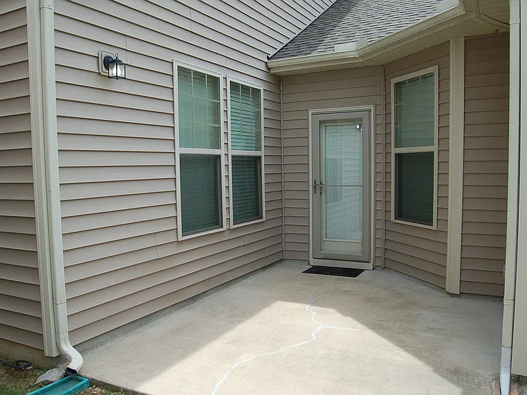 738 Keystone Park Dr — Photo 37