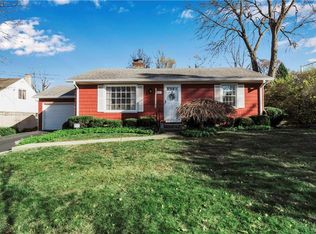 105 Orchard St, Williamsville, NY 14221