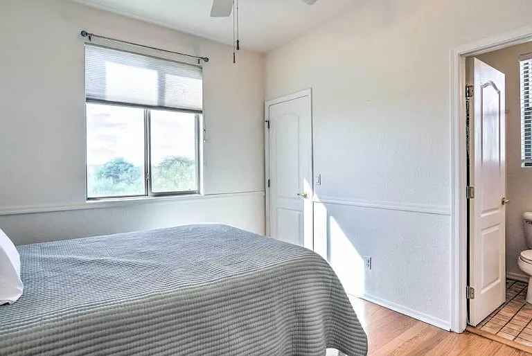 4130 E Hallihan Dr — Photo 14