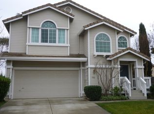 7712 Paradise Bay Ct, Elk Grove, CA 95758