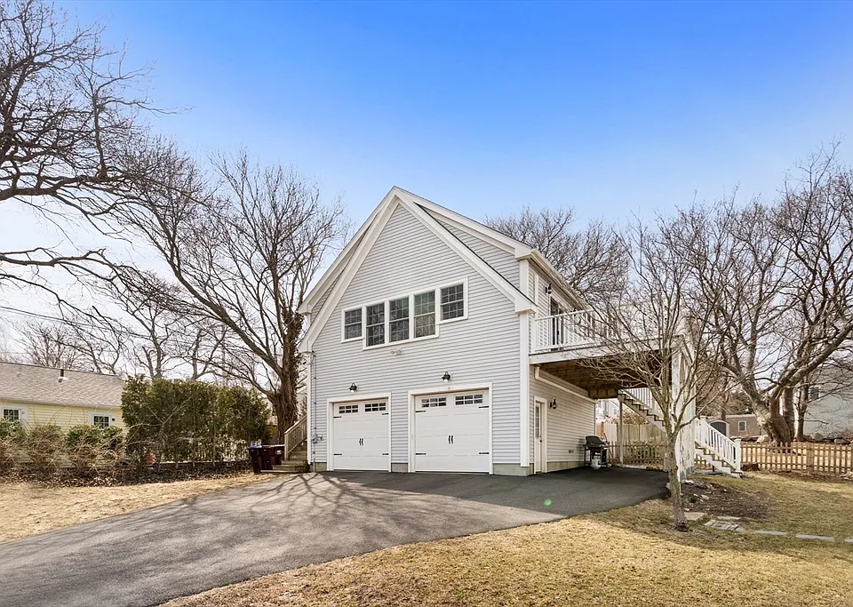 3 Garden Rd #A