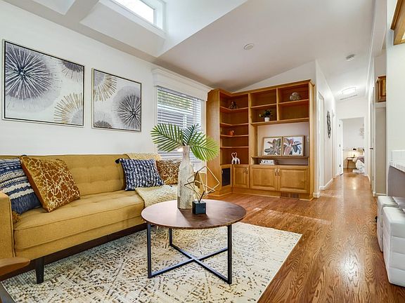 4th image of 29 Kelldon Dr #29