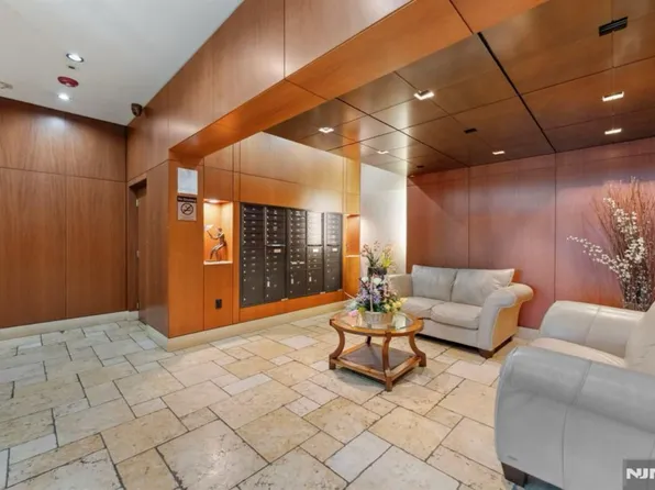 5711 Jefferson Street image 12 of 18