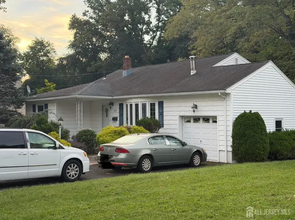 38 Sherwood Ave, East Brunswick, NJ 08816