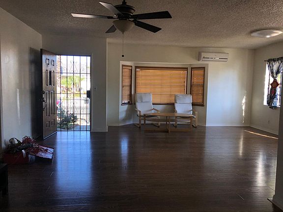 3rd image of 15154 Howellhurst Dr