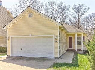 17901 E Hidden Valley Rd, Independence, MO 64057