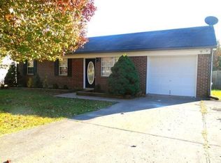 104 Woodland Park Cir, Lawrenceburg, KY 40342