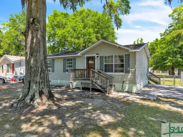 1202 Myers Street, Savannah, GA 31405