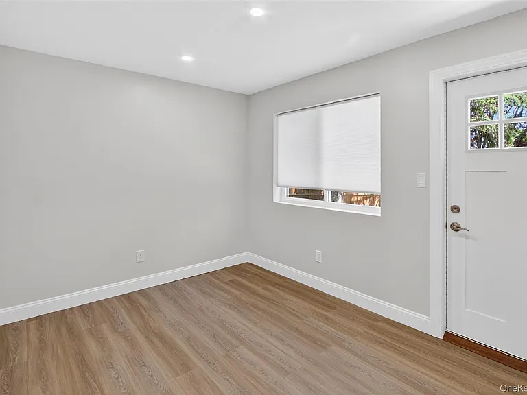 287 Delaware Ave — Photo 17