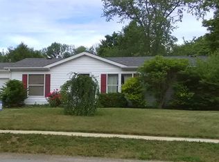 4024 W Cedar Chase Dr, Bloomington, IN 47403