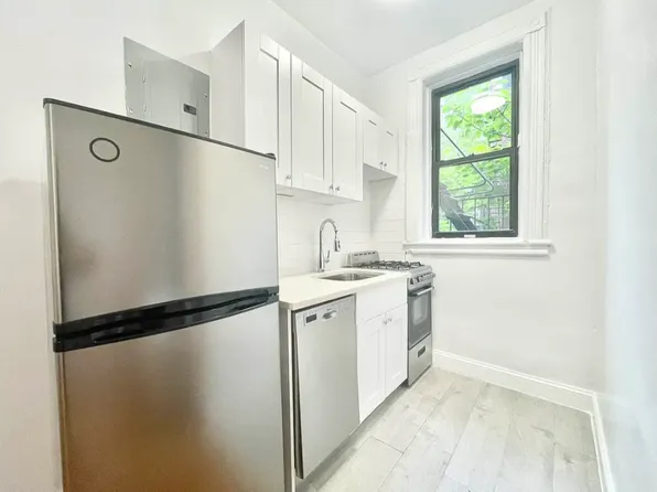 357 E 68th St APT 3d, New York, NY 10065