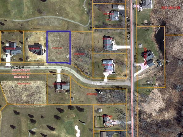 4992 Old Silo Dr #34, Pleasant Lake, MI 49272