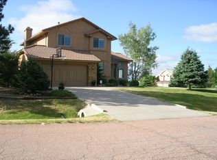 15 Desert Inn Way, Colorado Springs, CO 80921