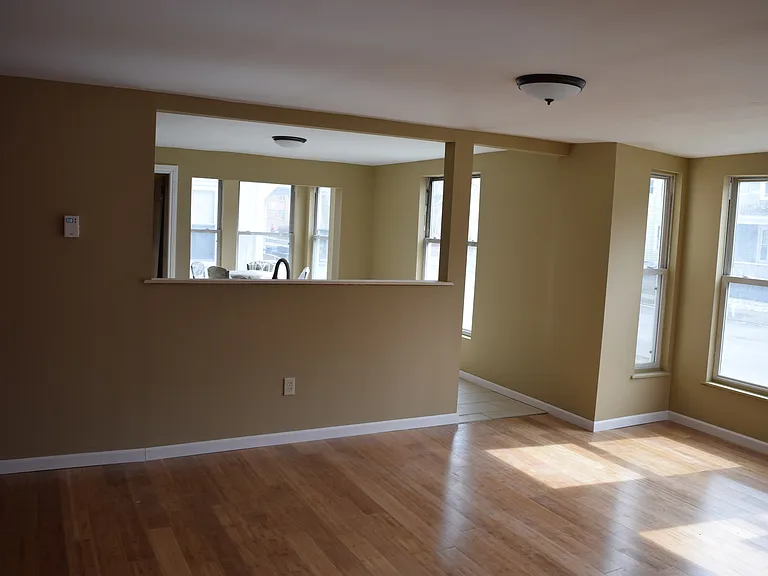 100 Walnut St — Photo 20