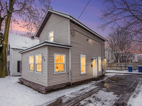 459 Hall St SE, Grand Rapids, MI 49507