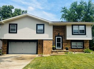 4660 Baker Woods Ln, Decatur, IL 62521