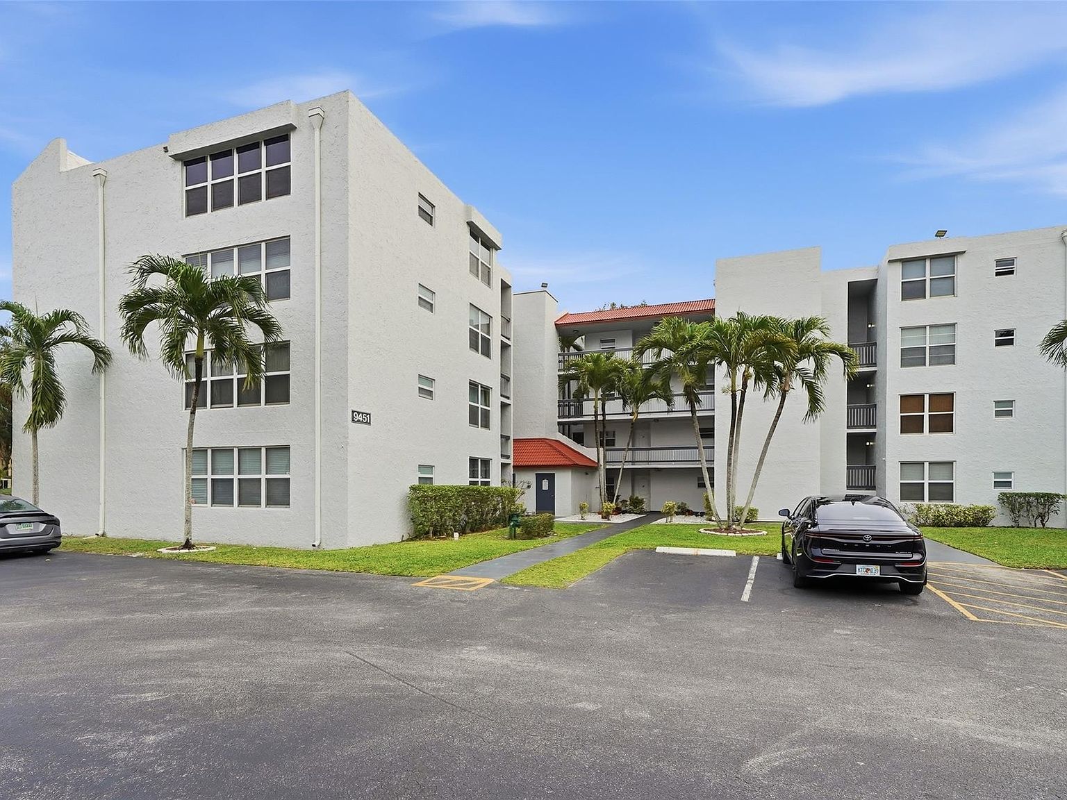 9451 Evergreen Place #203