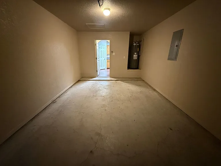 3601 John Chisholm Loop — Photo 26