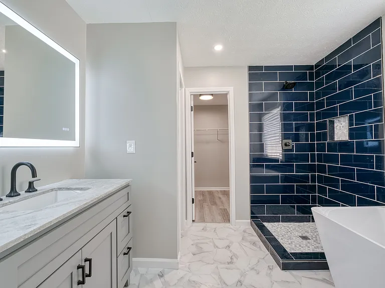 3020 Hampton Club Way — Photo 10