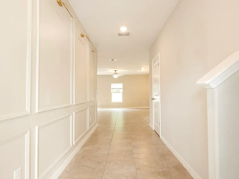 10207 Boggy Moss Dr — Photo 4