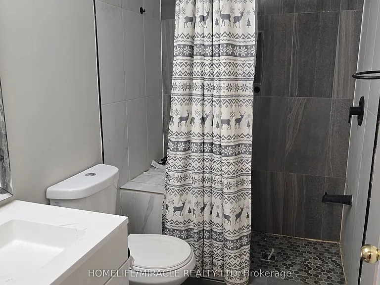 221 Ormond Dr #42 — Photo 8